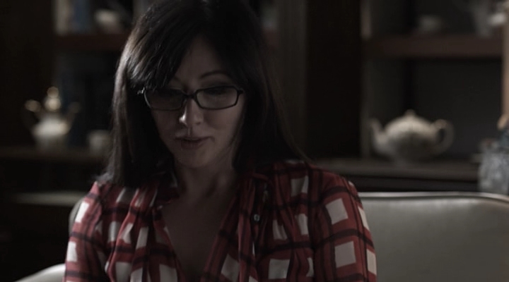 Charmed-Online-dot-net_BurningPalms4482.jpg Charmed-Online-dot-net_BurningPalms4482.jpg