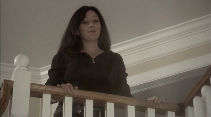 Charmed-Online-dot-net_ChristmasCarper0678.jpg