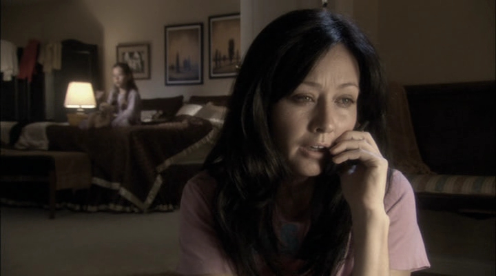 Charmed-Online-dot-net_ChristmasCarper0835.jpg Charmed-Online-dot-net_ChristmasCarper0835.jpg