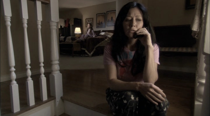 Charmed-Online-dot-net_ChristmasCarper0880.jpg Charmed-Online-dot-net_ChristmasCarper0880.jpg