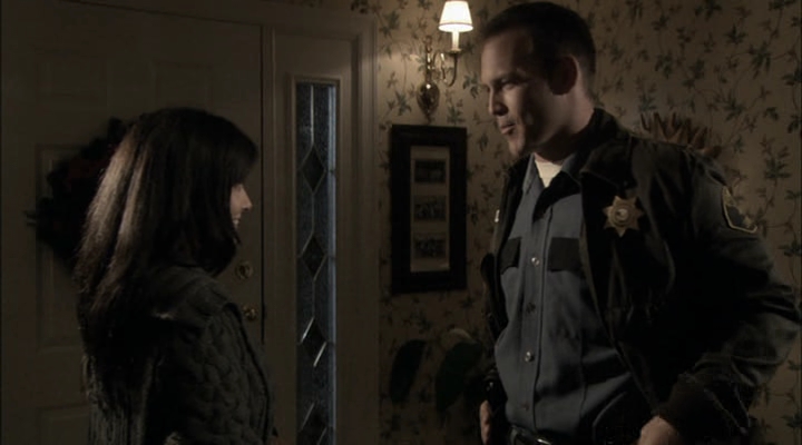 Charmed-Online-dot-net_ChristmasCarper1048.jpg Charmed-Online-dot-net_ChristmasCarper1048.jpg