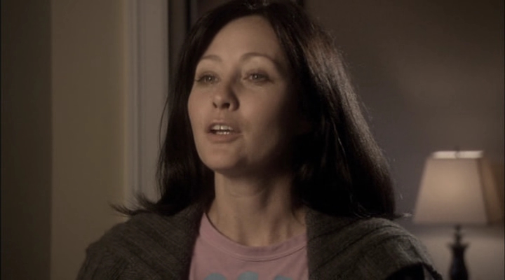 Charmed-Online-dot-net_ChristmasCarper1110.jpg Charmed-Online-dot-net_ChristmasCarper1110.jpg