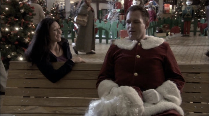 Charmed-Online-dot-net_ChristmasCarper1970.jpg Charmed-Online-dot-net_ChristmasCarper1970.jpg