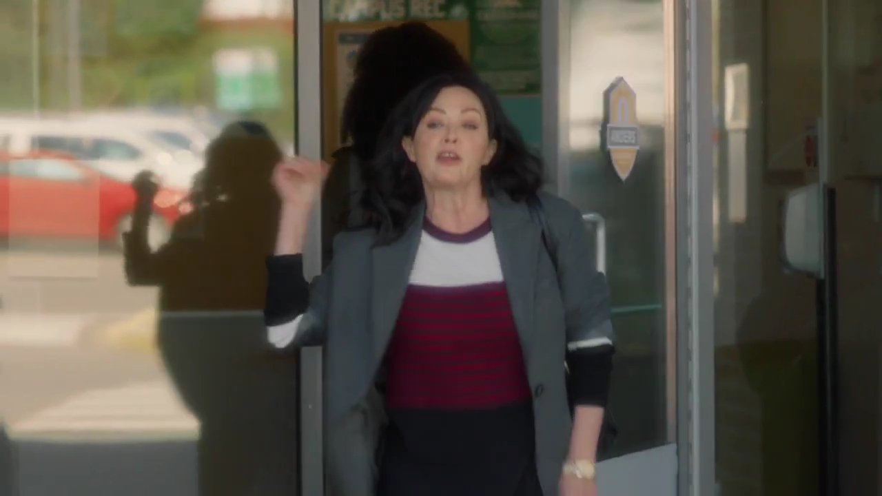 Charmed-Online-dot-nl_DyingToBelong0147.jpg Charmed-Online-dot-nl_DyingToBelong0147.jpg