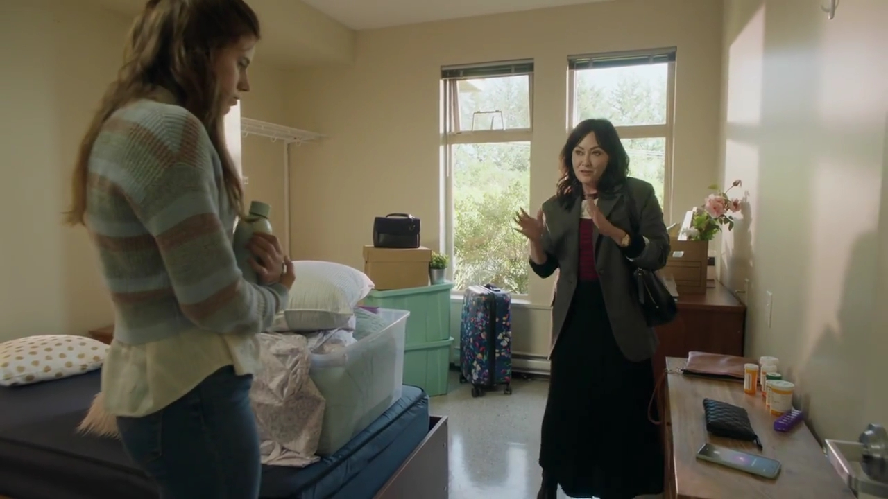 Charmed-Online-dot-nl_DyingToBelong0220.jpg Charmed-Online-dot-nl_DyingToBelong0220.jpg