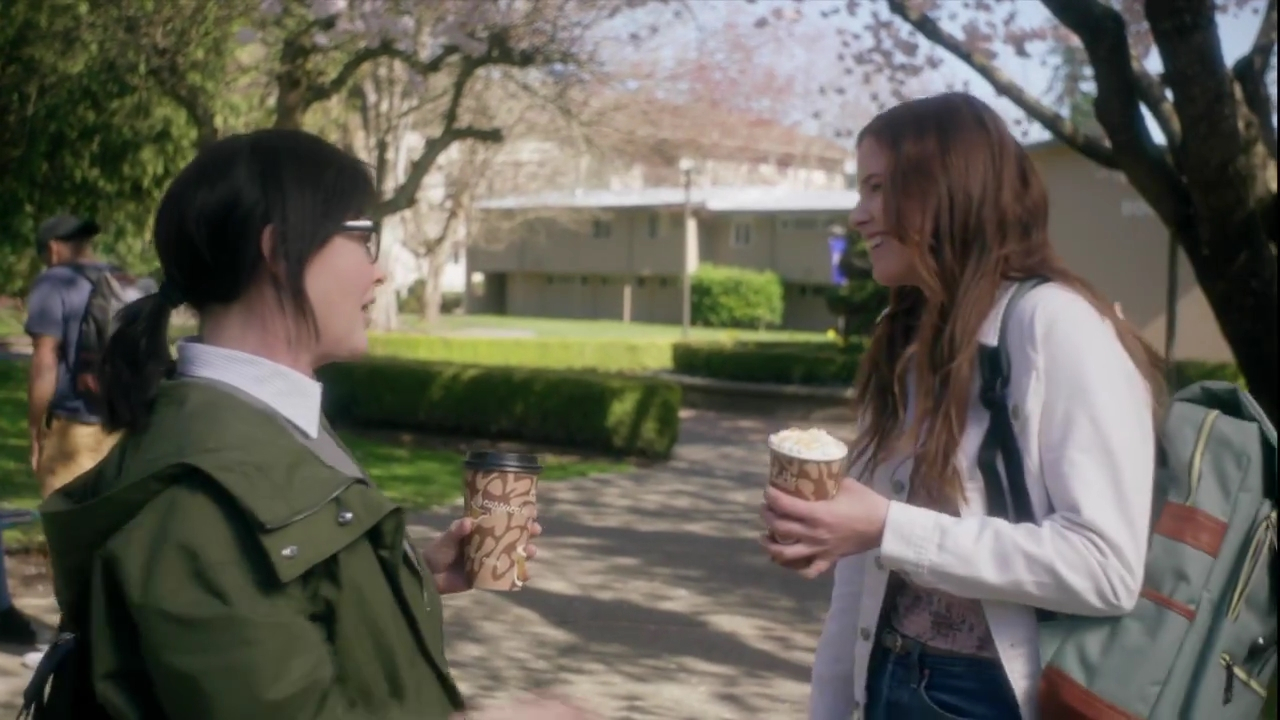 Charmed-Online-dot-nl_DyingToBelong2420.jpg Charmed-Online-dot-nl_DyingToBelong2420.jpg