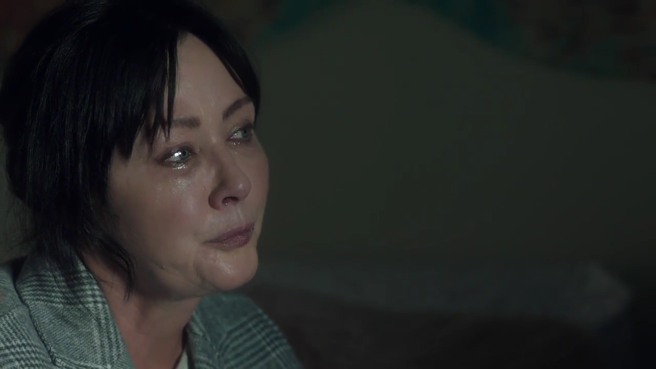 Charmed-Online-dot-nl_DyingToBelong3174.jpg Charmed-Online-dot-nl_DyingToBelong3174.jpg