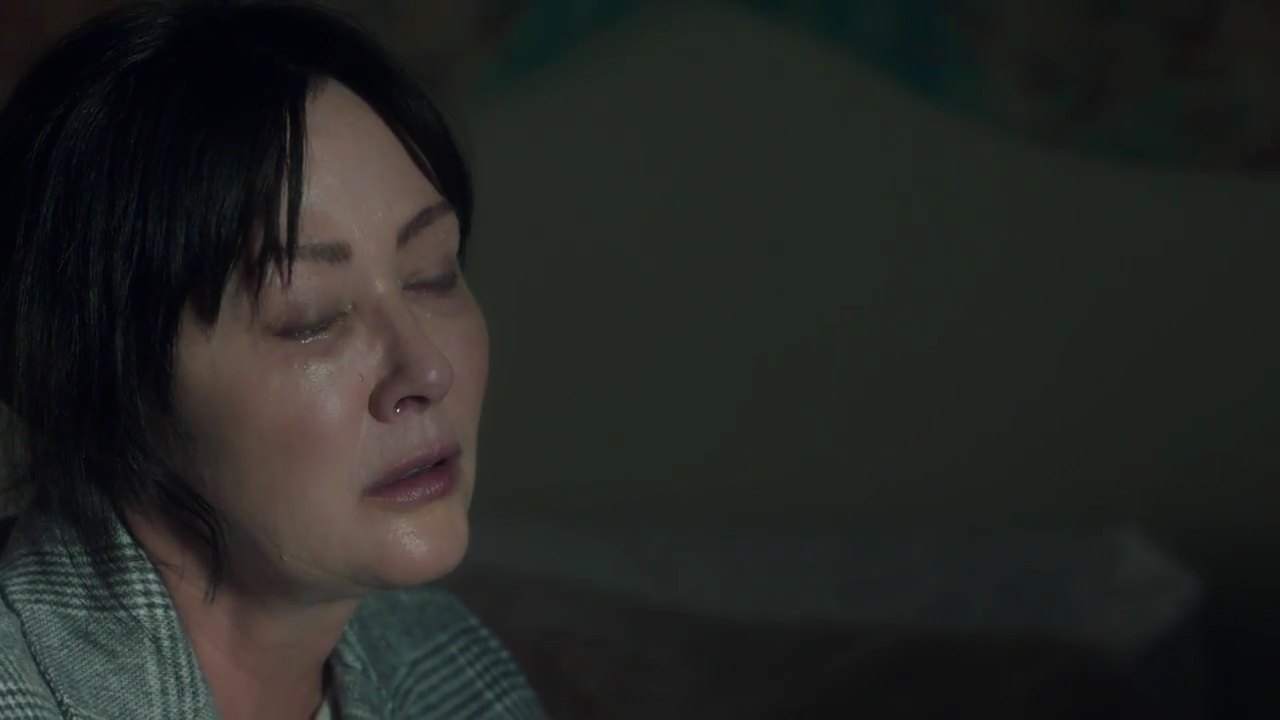 Charmed-Online-dot-nl_DyingToBelong3177.jpg Charmed-Online-dot-nl_DyingToBelong3177.jpg