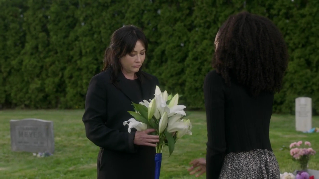 Charmed-Online-dot-nl_DyingToBelong3275.jpg Charmed-Online-dot-nl_DyingToBelong3275.jpg