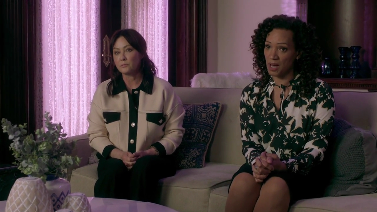 Charmed-Online-dot-nl_DyingToBelong3462.jpg Charmed-Online-dot-nl_DyingToBelong3462.jpg