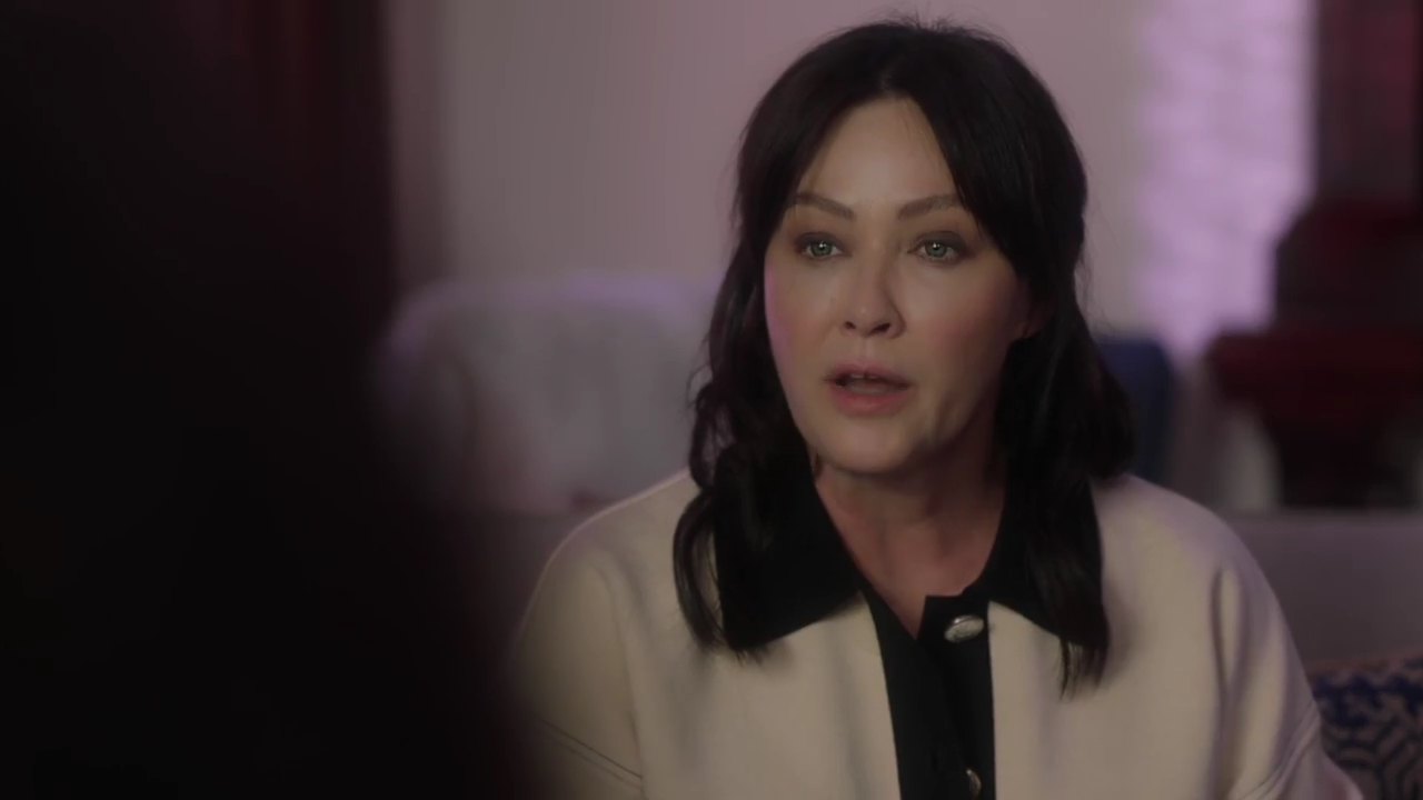 Charmed-Online-dot-nl_DyingToBelong3524.jpg Charmed-Online-dot-nl_DyingToBelong3524.jpg