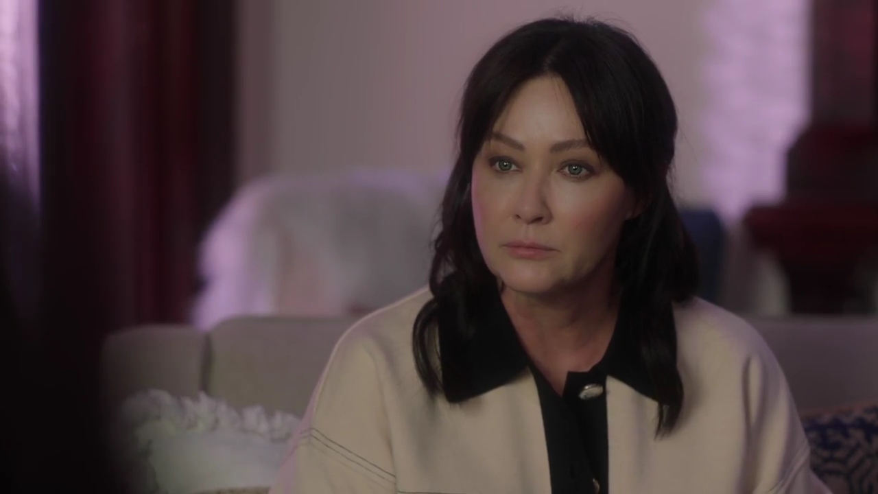 Charmed-Online-dot-nl_DyingToBelong3538.jpg Charmed-Online-dot-nl_DyingToBelong3538.jpg