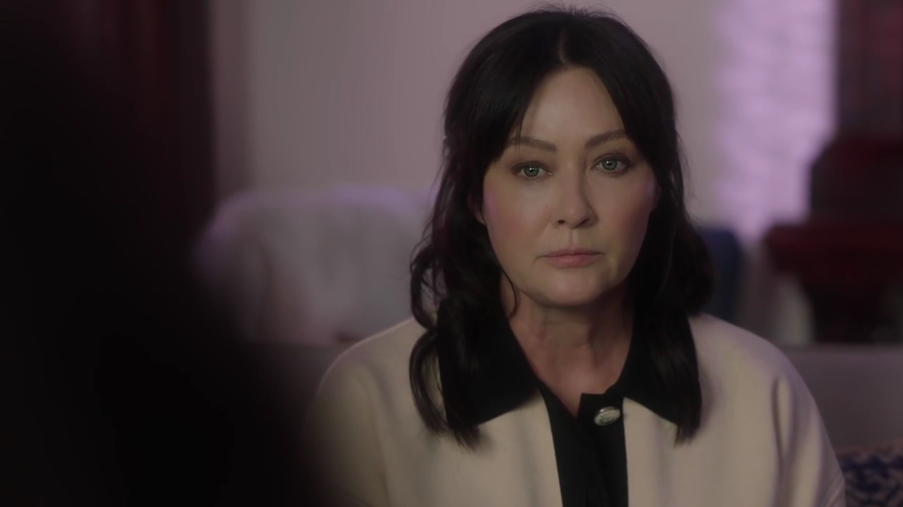 Charmed-Online-dot-nl_DyingToBelong3566.jpg Charmed-Online-dot-nl_DyingToBelong3566.jpg