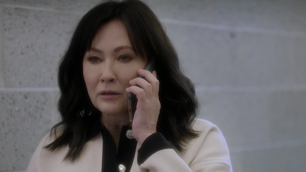 Charmed-Online-dot-nl_DyingToBelong3713.jpg Charmed-Online-dot-nl_DyingToBelong3713.jpg