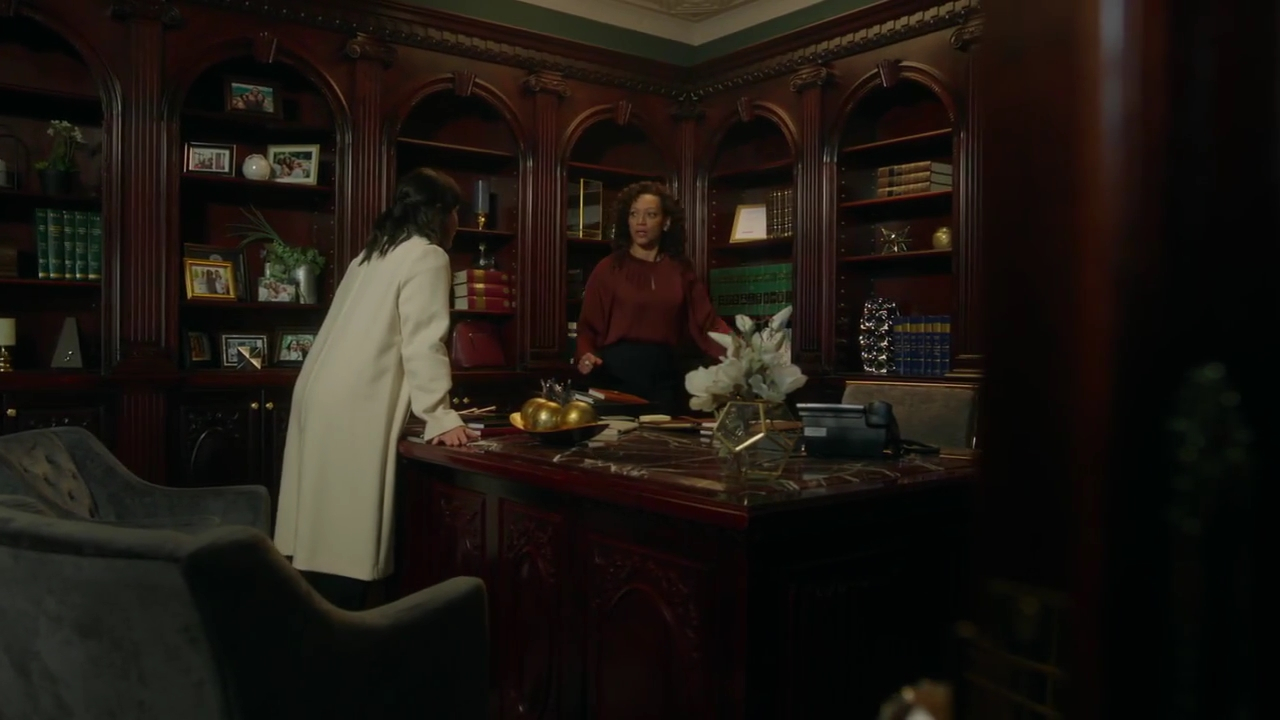 Charmed-Online-dot-nl_DyingToBelong3753.jpg Charmed-Online-dot-nl_DyingToBelong3753.jpg