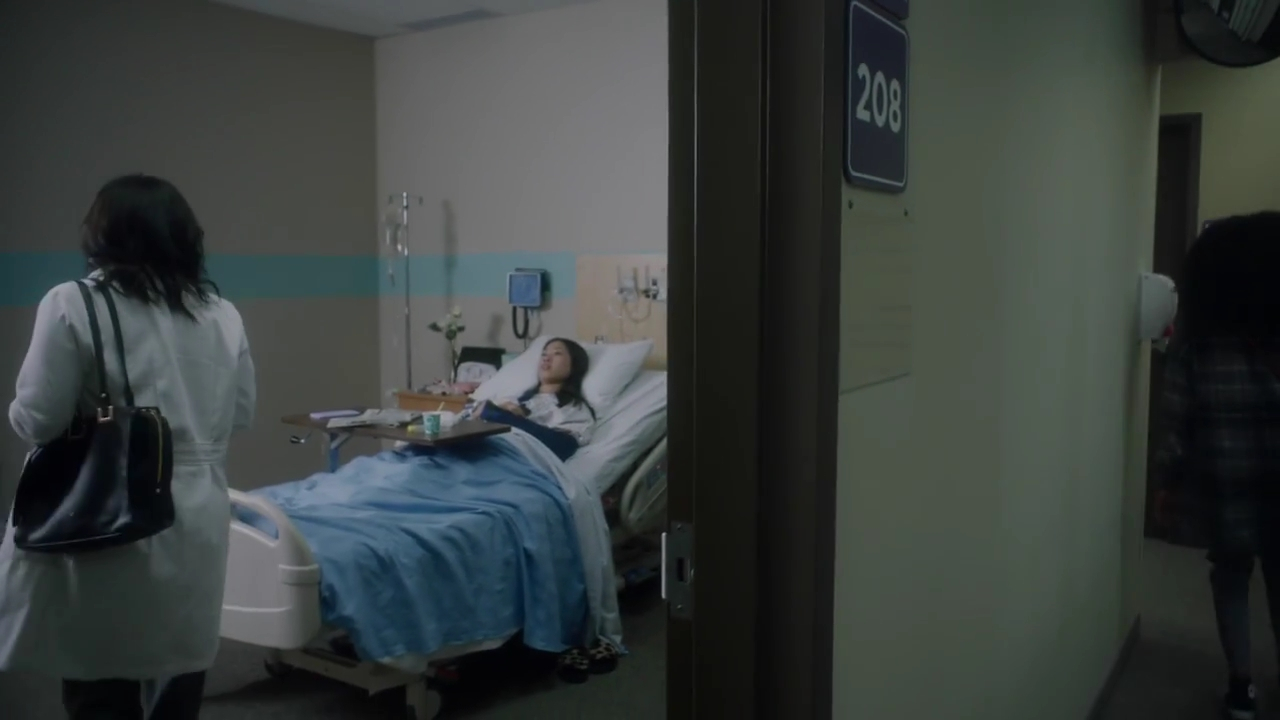 Charmed-Online-dot-nl_DyingToBelong4083.jpg Charmed-Online-dot-nl_DyingToBelong4083.jpg