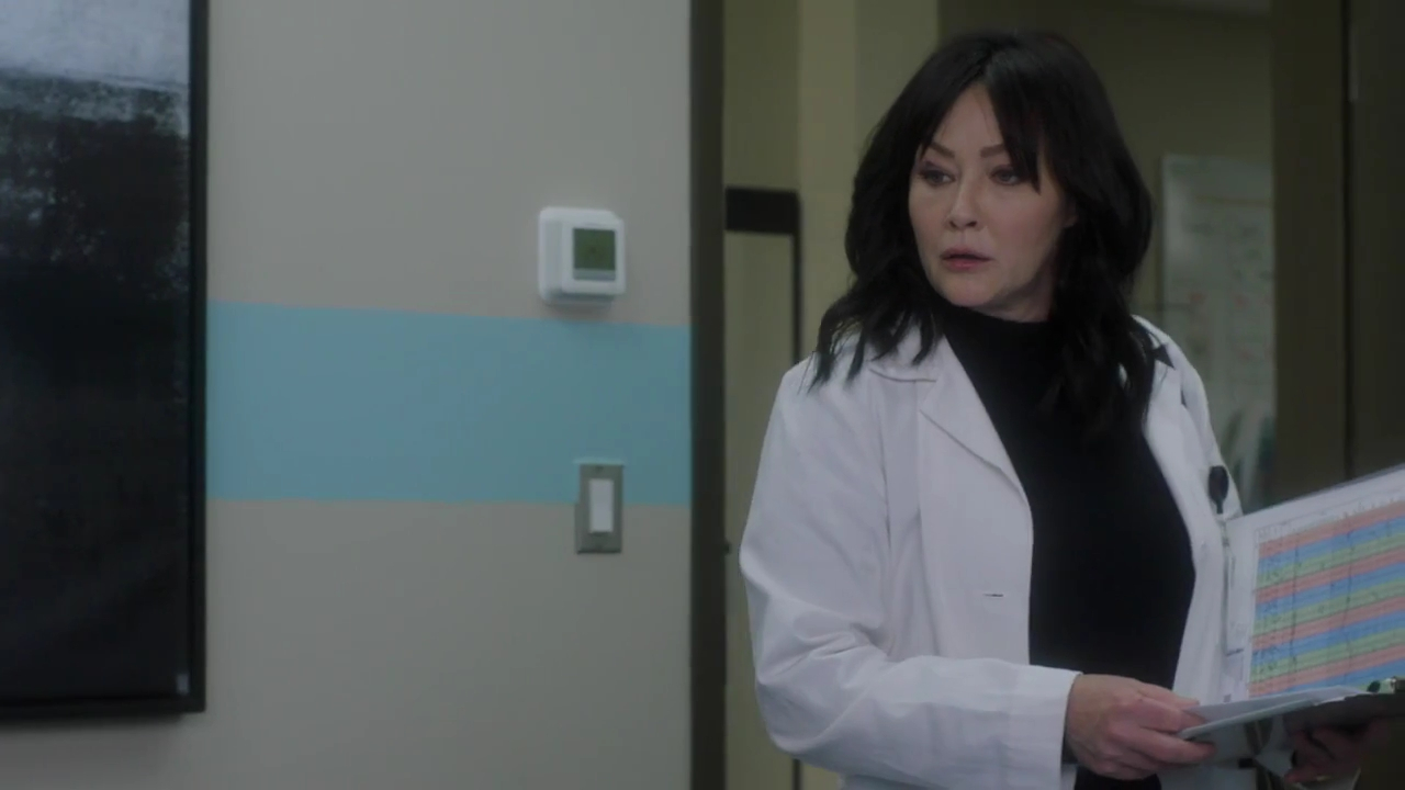 Charmed-Online-dot-nl_DyingToBelong4084.jpg Charmed-Online-dot-nl_DyingToBelong4084.jpg