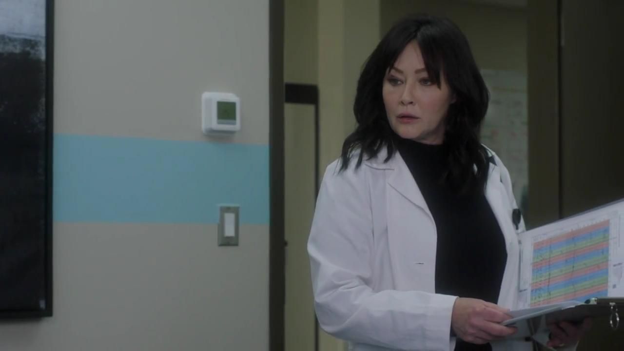 Charmed-Online-dot-nl_DyingToBelong4085.jpg Charmed-Online-dot-nl_DyingToBelong4085.jpg