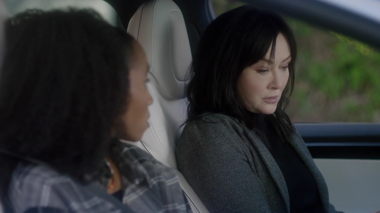 Charmed-Online-dot-nl_DyingToBelong4140.jpg Charmed-Online-dot-nl_DyingToBelong4140.jpg