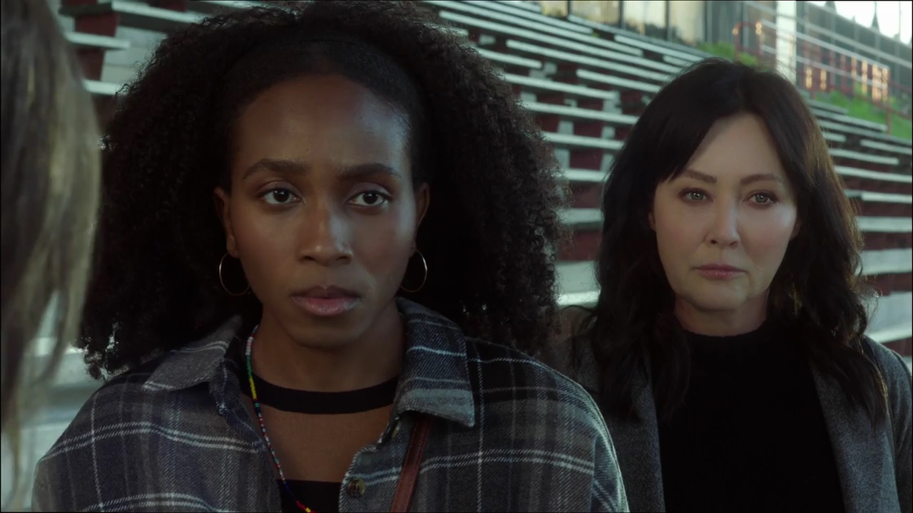 Charmed-Online-dot-nl_DyingToBelong4213.jpg Charmed-Online-dot-nl_DyingToBelong4213.jpg