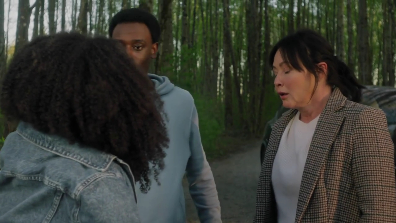 Charmed-Online-dot-nl_DyingToBelong4499.jpg Charmed-Online-dot-nl_DyingToBelong4499.jpg