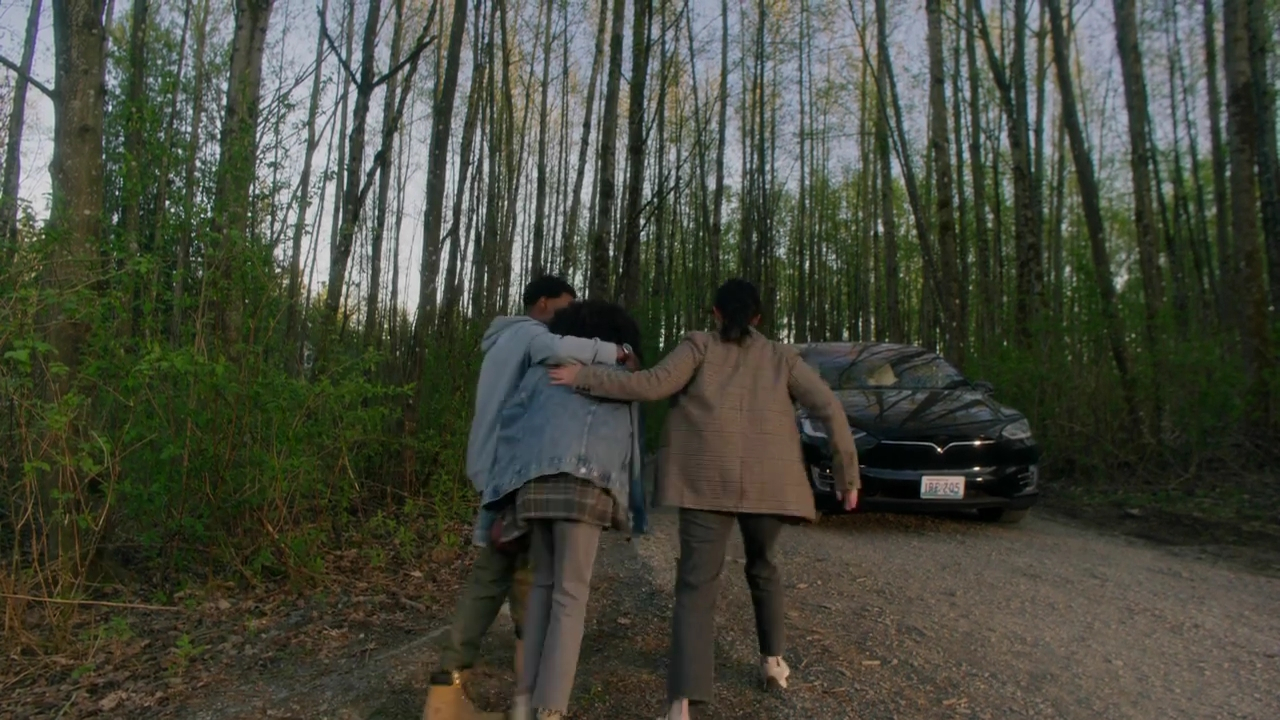 Charmed-Online-dot-nl_DyingToBelong4526.jpg Charmed-Online-dot-nl_DyingToBelong4526.jpg