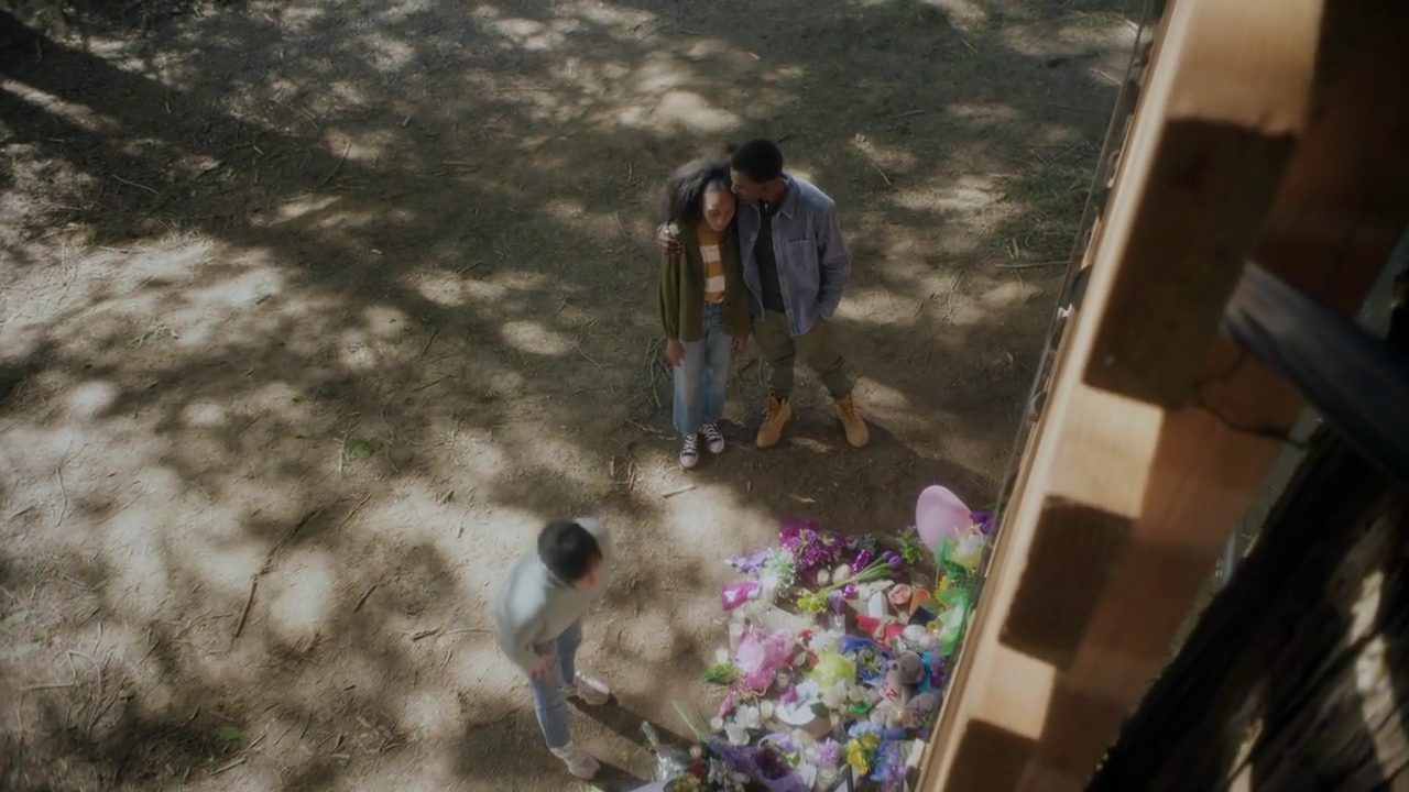 Charmed-Online-dot-nl_DyingToBelong4991.jpg Charmed-Online-dot-nl_DyingToBelong4991.jpg