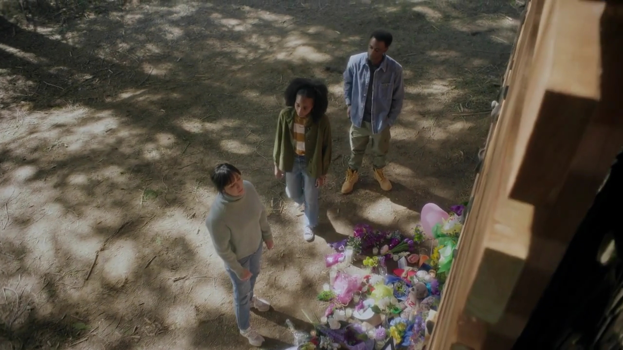 Charmed-Online-dot-nl_DyingToBelong4994.jpg Charmed-Online-dot-nl_DyingToBelong4994.jpg