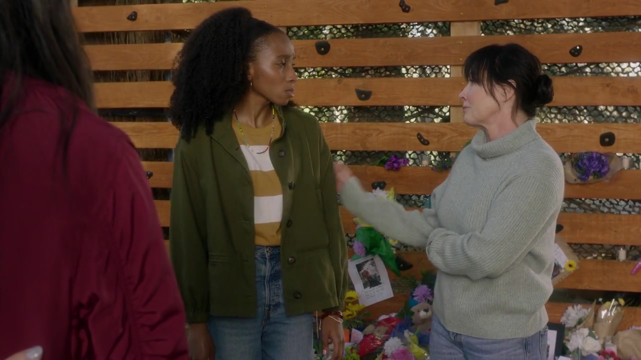 Charmed-Online-dot-nl_DyingToBelong5081.jpg Charmed-Online-dot-nl_DyingToBelong5081.jpg