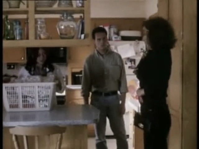 Charmed-Online-dot-net_GoneInTheWind0154.jpg Charmed-Online-dot-net_GoneInTheWind0154.jpg