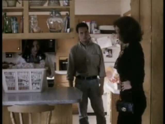 Charmed-Online-dot-net_GoneInTheWind0155.jpg Charmed-Online-dot-net_GoneInTheWind0155.jpg