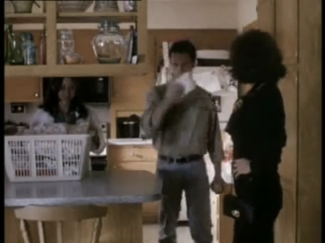 Charmed-Online-dot-net_GoneInTheWind0157.jpg Charmed-Online-dot-net_GoneInTheWind0157.jpg