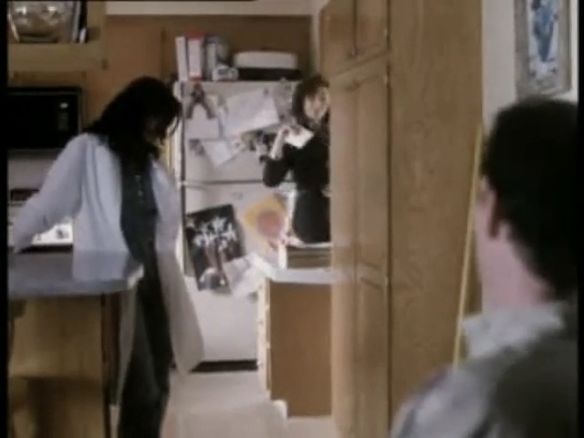 Charmed-Online-dot-net_GoneInTheWind0175.jpg Charmed-Online-dot-net_GoneInTheWind0175.jpg