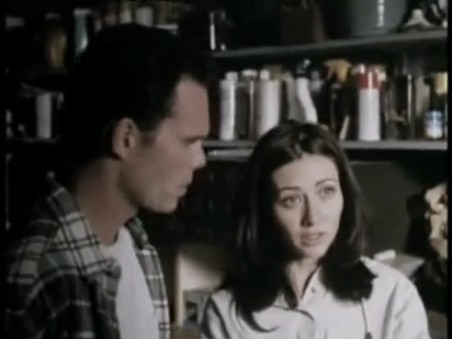 Charmed-Online-dot-net_GoneInTheWind0789.jpg Charmed-Online-dot-net_GoneInTheWind0789.jpg