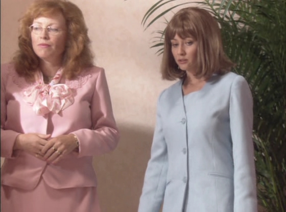 Charmed-Online-dot-net_HellonHeelsTheBattleofMaryKay2084.jpg