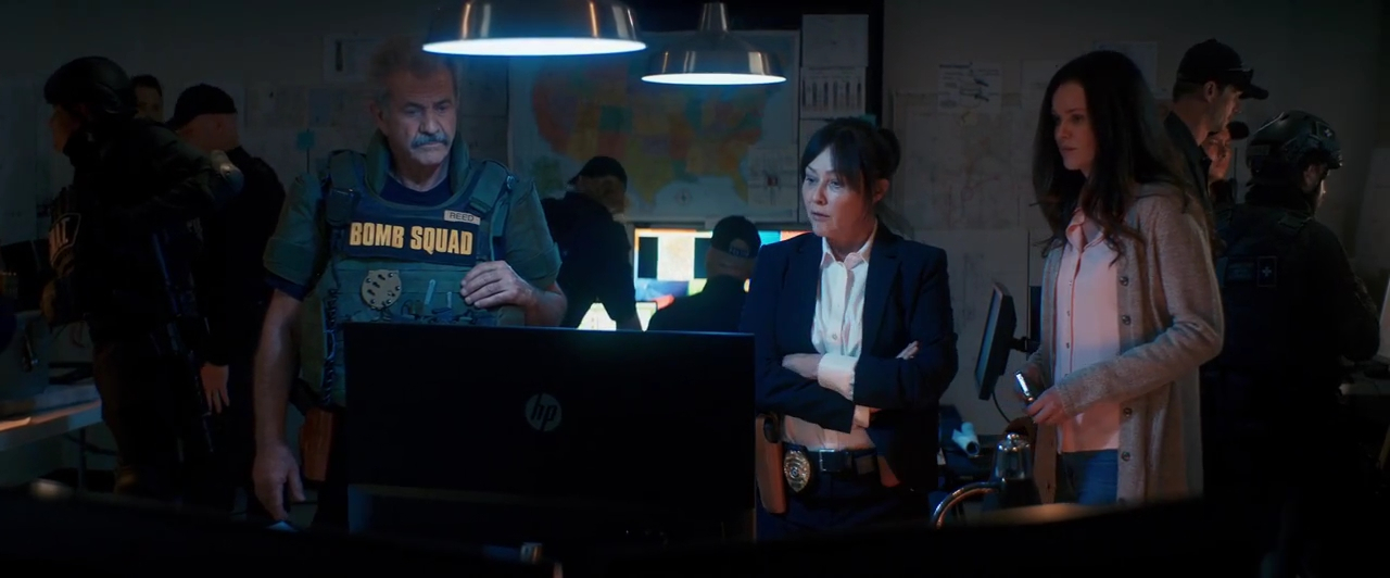 Charmed-Online-dot-nl_HotSeat3104.jpg Charmed-Online-dot-nl_HotSeat3104.jpg