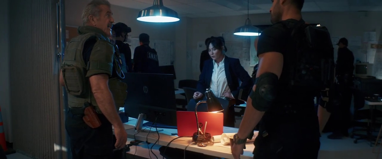 Charmed-Online-dot-nl_HotSeat3418.jpg Charmed-Online-dot-nl_HotSeat3418.jpg