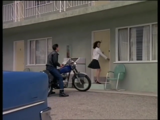 Charmed-Online-dot-nl_Jailbreakers2321.jpg Charmed-Online-dot-nl_Jailbreakers2321.jpg