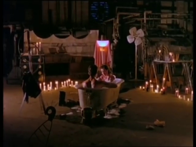 Charmed-Online-dot-nl_Jailbreakers3047.jpg Charmed-Online-dot-nl_Jailbreakers3047.jpg