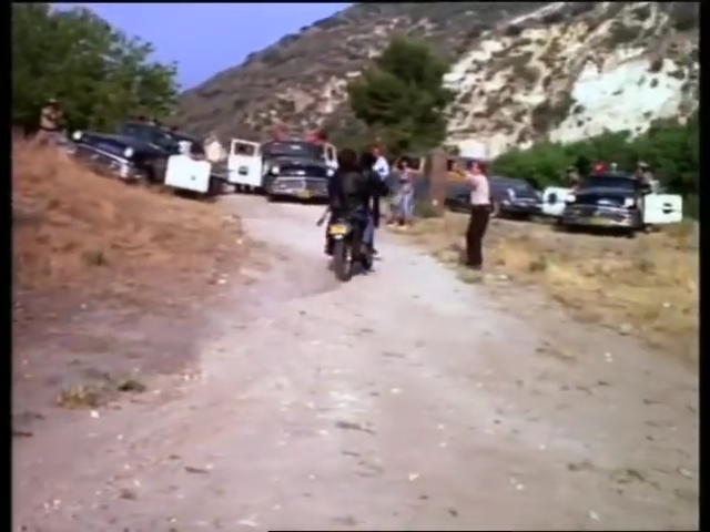 Charmed-Online-dot-nl_Jailbreakers4050.jpg Charmed-Online-dot-nl_Jailbreakers4050.jpg