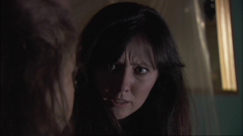 Charmed-Online-dot-net-KissMeDeadly4191.jpg