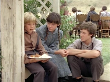 Charmed-Online-dot-NL-LittleHouseonthePrairie_LookBacktoYesterday0341.jpg
