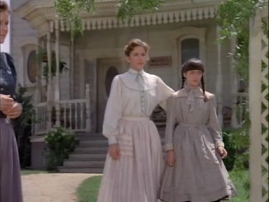 Charmed-Online-dot-NL-LittleHouseonthePrairie_LookBacktoYesterday3506.jpg
