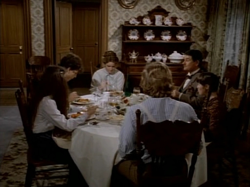 Charmed-Online-dot-NL-LittleHouseonthePrairie9x22-2482.jpg