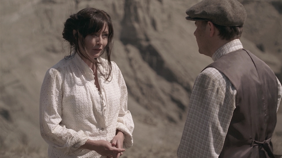 Charmed-Online_dot_nl-LostTreasureOfTheGrandCanyon0619.jpg Charmed-Online_dot_nl-LostTreasureOfTheGrandCanyon0619.jpg