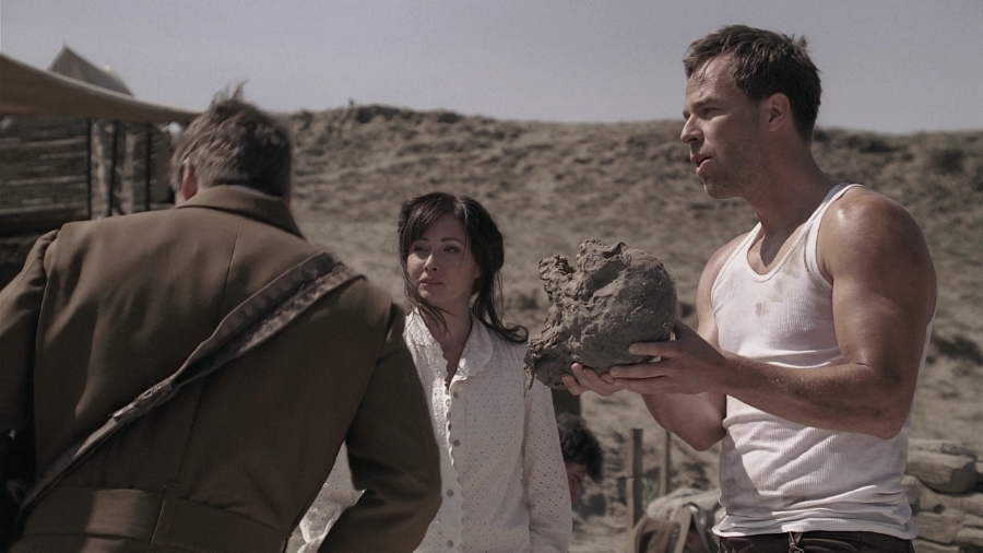 Charmed-Online_dot_nl-LostTreasureOfTheGrandCanyon0849.jpg Charmed-Online_dot_nl-LostTreasureOfTheGrandCanyon0849.jpg