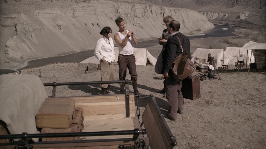 Charmed-Online_dot_nl-LostTreasureOfTheGrandCanyon1169.jpg Charmed-Online_dot_nl-LostTreasureOfTheGrandCanyon1169.jpg