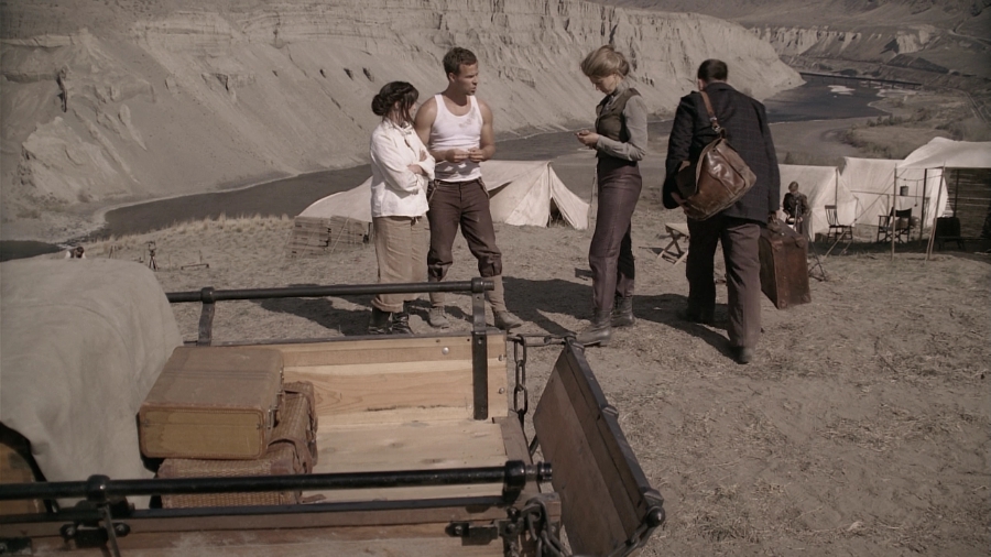 Charmed-Online_dot_nl-LostTreasureOfTheGrandCanyon1201.jpg Charmed-Online_dot_nl-LostTreasureOfTheGrandCanyon1201.jpg