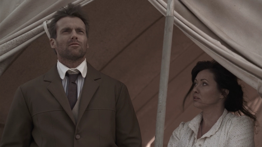 Charmed-Online_dot_nl-LostTreasureOfTheGrandCanyon1481.jpg Charmed-Online_dot_nl-LostTreasureOfTheGrandCanyon1481.jpg