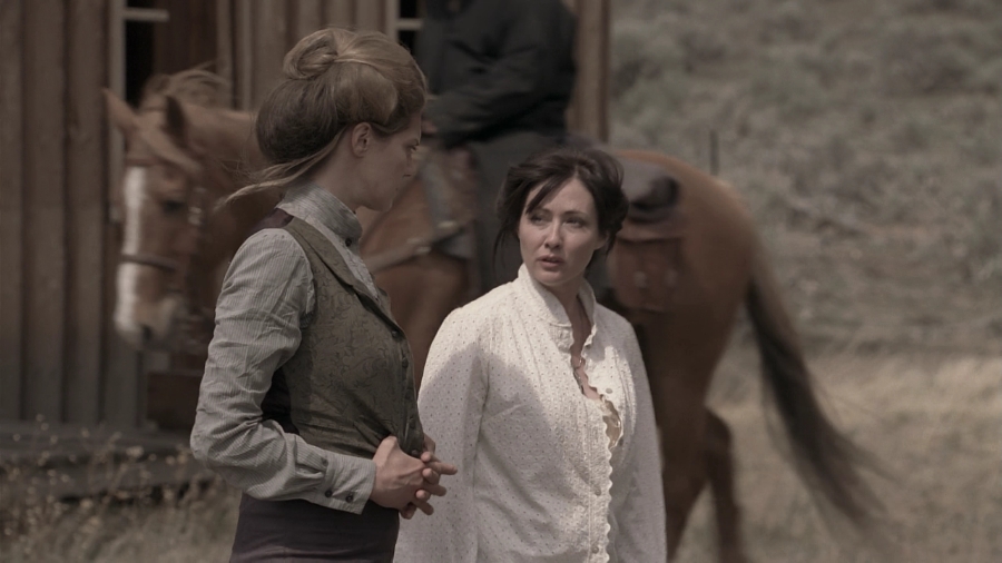 Charmed-Online_dot_nl-LostTreasureOfTheGrandCanyon1737.jpg Charmed-Online_dot_nl-LostTreasureOfTheGrandCanyon1737.jpg